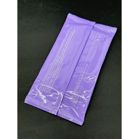 Clinique Take The Day Off Cleansing Towelettes (10 Towelettes) - Picture 3 of 3